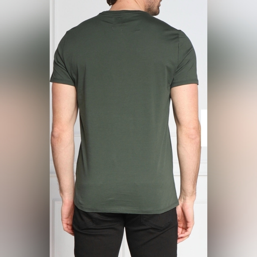 GUESS tshirt, mens size LARGE, embroidered logo, dark forest green - Picture 2 of 3